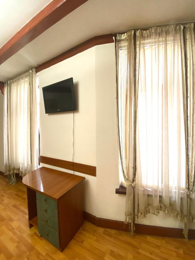 Квартира Подобово В Центрі На Вулиці Проспект Свободи 7 Львов Экстерьер фото